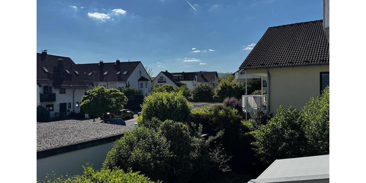 Etagenwohnung Oberursel (Taunus) - 3 Zimmer, 83 m&sup2;, 1.400&euro; | Angebot:26398502