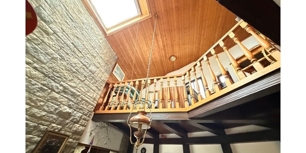 Kelkheim: Individuelles Architektenhaus in toller Villenlage - Einfamilienhaus Kelkheim | Angebot:24810403