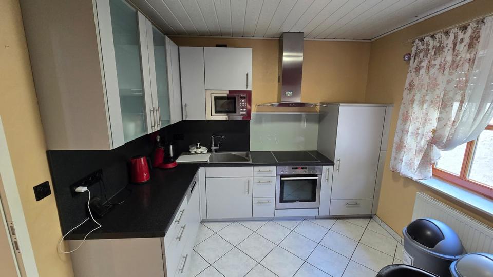Mehrfamilienhaus, Wohnhaus Nidderau - 8.5 Zimmer, 215 m&sup2;, 600.000&euro; | Angebot:26944564