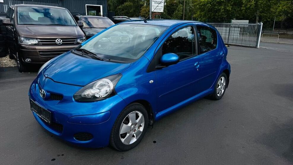 Aygo (X)