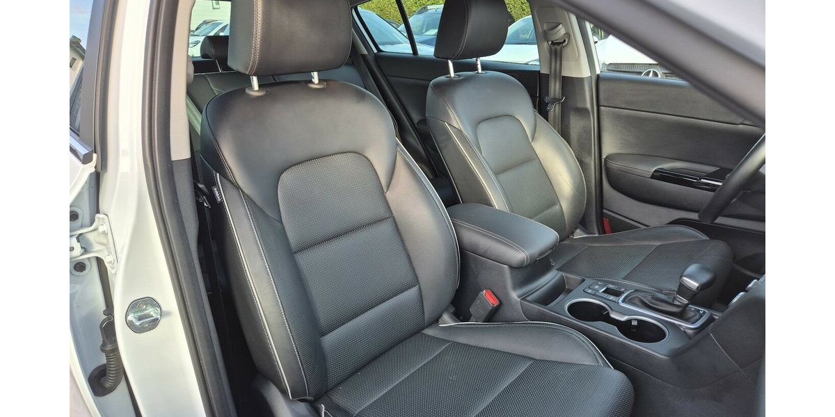 Kia Sportage Black Edition 4WD Automatik, AHK, Leder, 28.421 km 20.490 &euro; Rodgau 63110