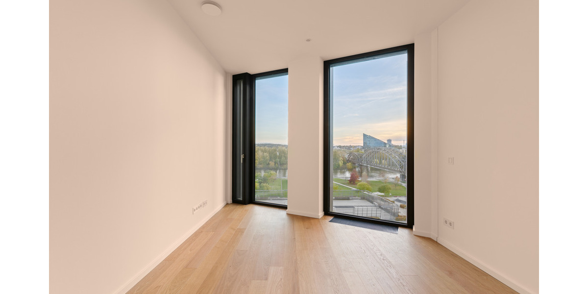 Etagenwohnung Frankfurt am Main Ostend - 2 Zimmer, 63 m&sup2;, 1.960&euro; | Angebot:25040072