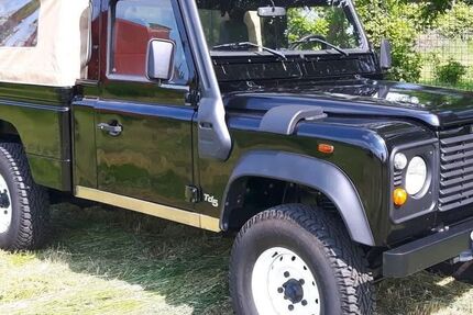 Land Rover Defender 260.000 km 23.999 &euro; Dieburg 64807