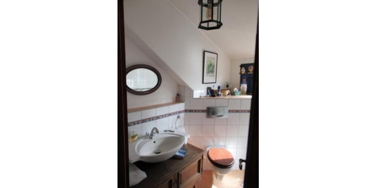 Dachgeschoßwohnung Schöneck - 4 Zimmer, 94 m&sup2;, 1.050&euro; | Angebot:25354710