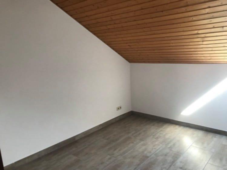 Dachgeschoßwohnung Kelkheim (Taunus) - 3 Zimmer, 73 m&sup2;, 260.000&euro; | Angebot:27122473