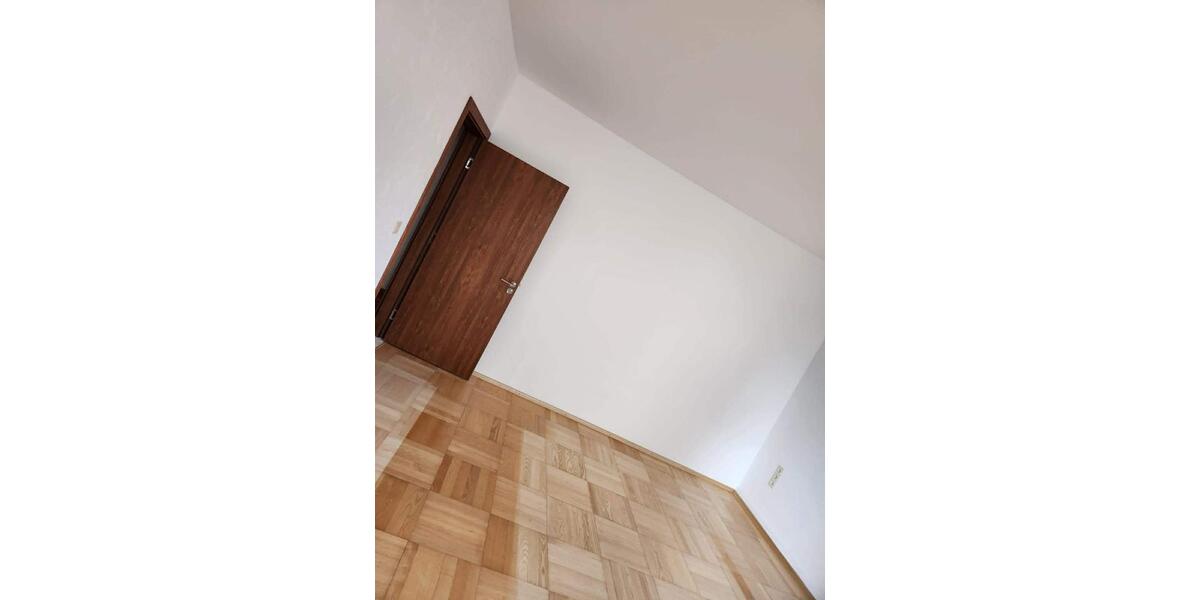 Erdgeschoßwohnung Friedberg (Hessen) - 3 Zimmer, 75 m&sup2;, 1.280&euro; | Angebot:26387631