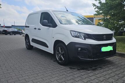 Peugeot Partner 58.300 km 12.400 &euro; Dietzenbach-Steinberg 63128