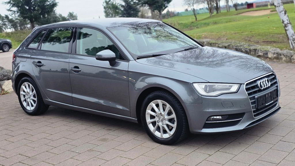 Audi A3 180.000 km 12.500 &euro; Büttelborn 64572