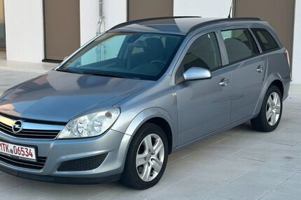 Opel Astra 174.850 km 2.499 &euro; Hochheim am Main 65239