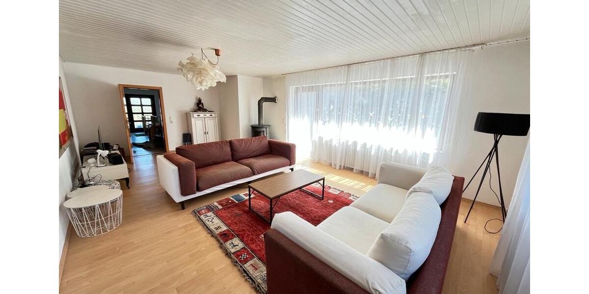 Bungalow Niddatal - 9 Zimmer, 292 m&sup2;, 649.000&euro; | Angebot:26597873