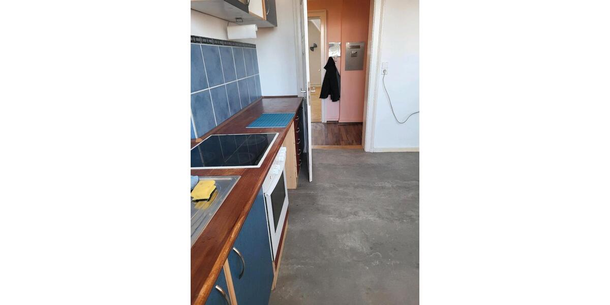 4-Zimmer-Wohnung 120m in FfM Fechenheim zu vermieten 4 zimmer