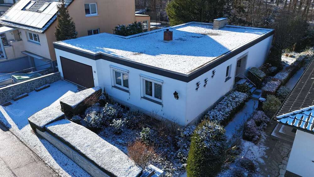 Haus zum Kaufen in Dietzenbach 719.000 € 160 m² 5 zimmer