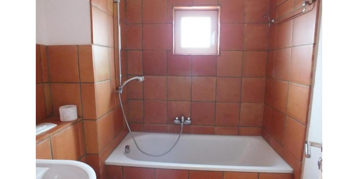 Etagenwohnung Langenselbold - 3 Zimmer, 65 m&sup2;, 695&euro; | Angebot:25611842