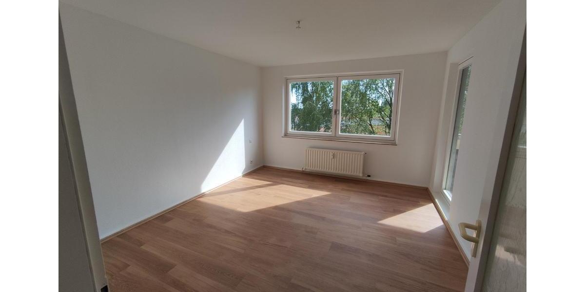 Helle 2-Zimmer Wohnung mit Balkon in Frankfurt Nieder-Eschbach 2 zimmer