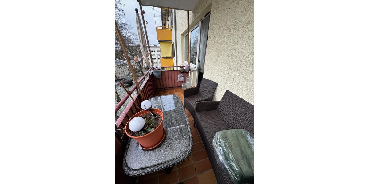 76 m2, 3 Zimmer, Balkon – modernisiertes Bad in HU-Wolfgang 3 zimmer