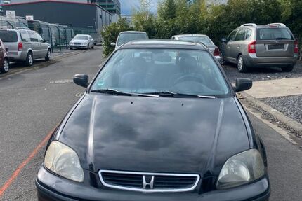 Honda Civic 244.000 km 4.999 &euro; Hanau 63457