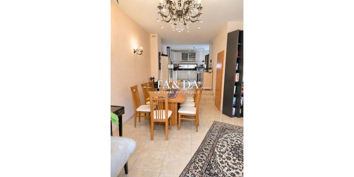 Reihenmittelhaus Frankfurt Kalbach-Riedberg - 6 Zimmer, 148 m&sup2;, 1.169.000&euro; | Angebot:26377245