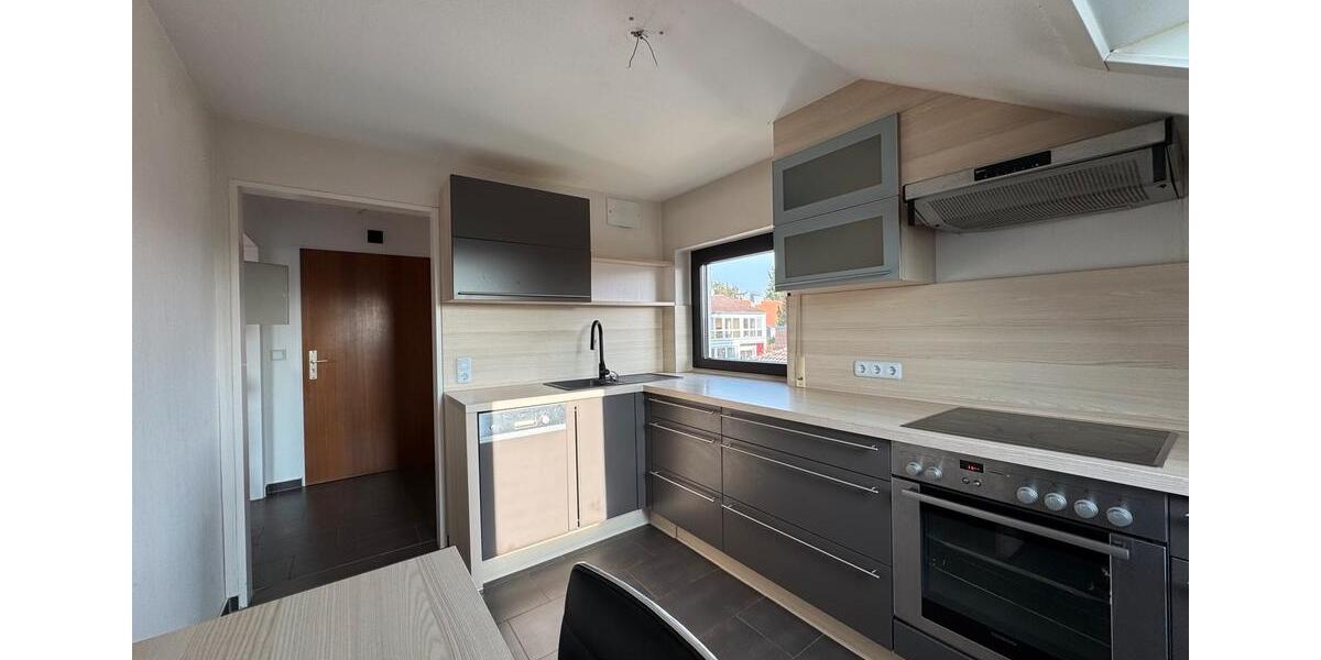 Klimatisierte 4-Zimmer-Dachgeschosswohnung 4 zimmer