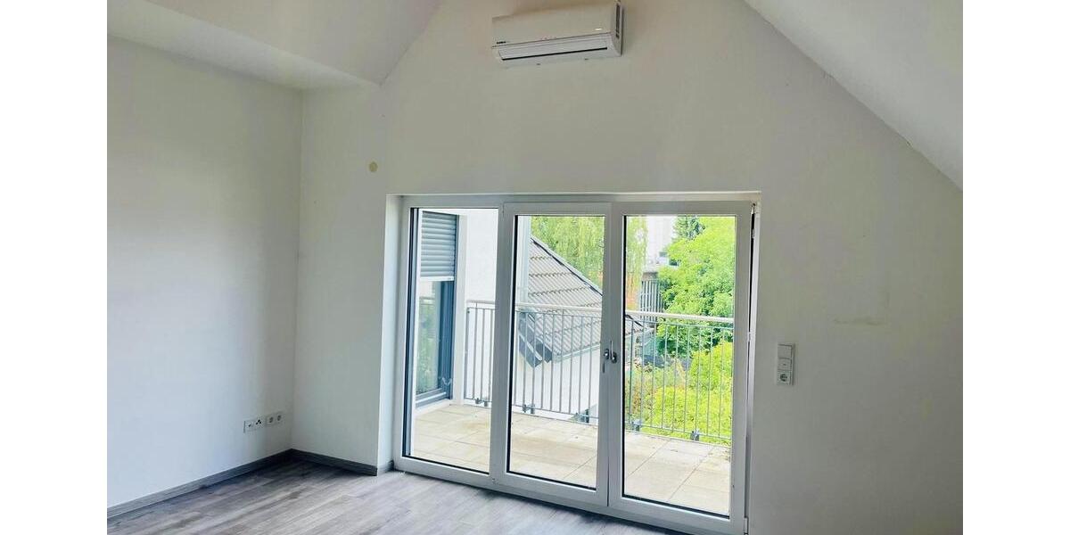 Etagenwohnung Frankfurt am Main Bergen-Enkheim - 3 Zimmer, 110 m&sup2;, 1.850&euro; | Angebot:26075351