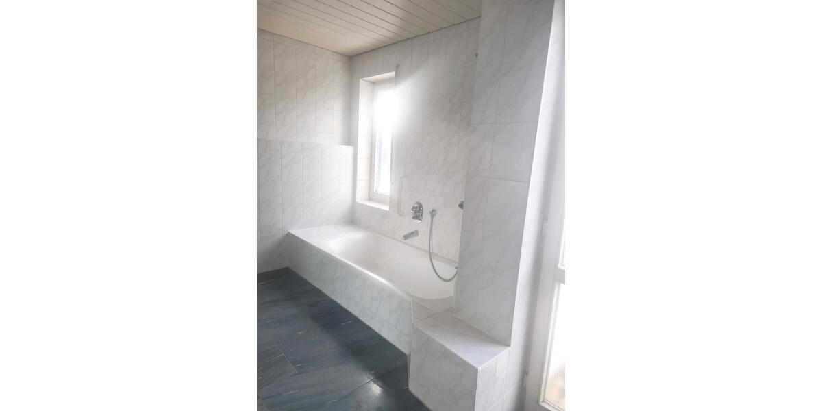 Etagenwohnung Groß-Zimmern Zimmern - 3 Zimmer, 92 m&sup2;, 1.000&euro; | Angebot:25542851