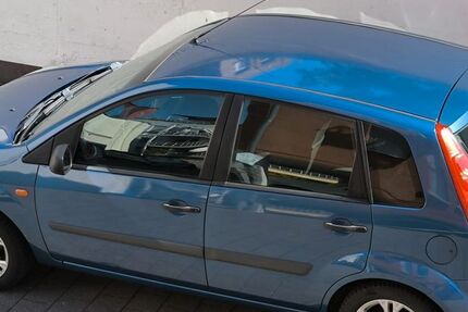 Ford Fiesta 205.130 km 1.400 &euro; Offenbach 63065