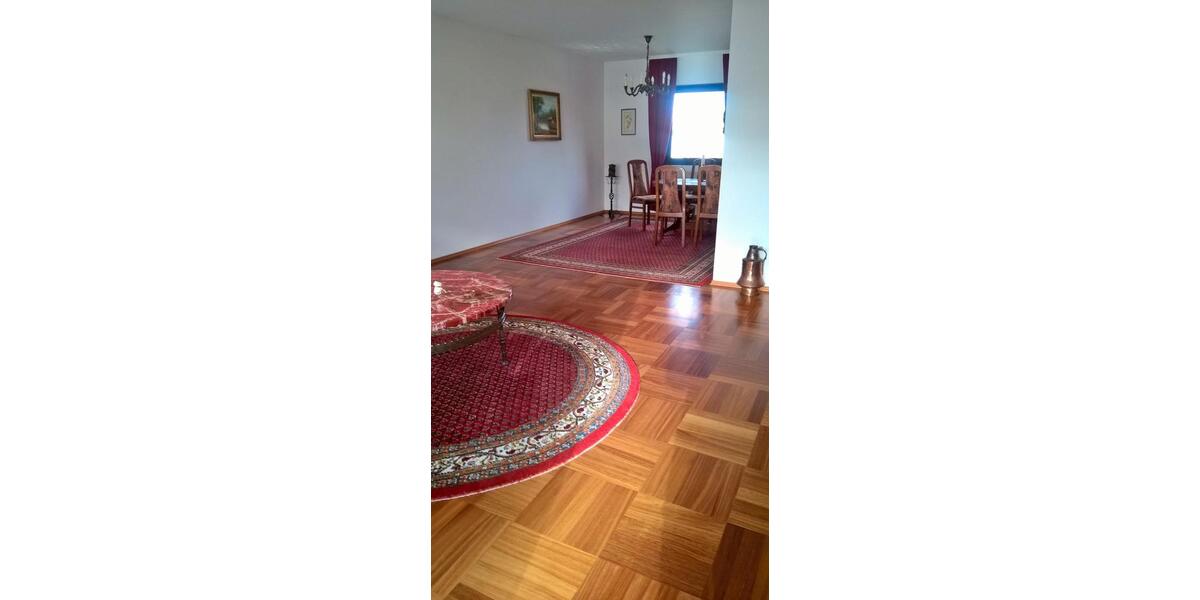 Bungalow Babenhausen - 6 Zimmer, 156 m&sup2;, 1.650&euro; | Angebot:26102448