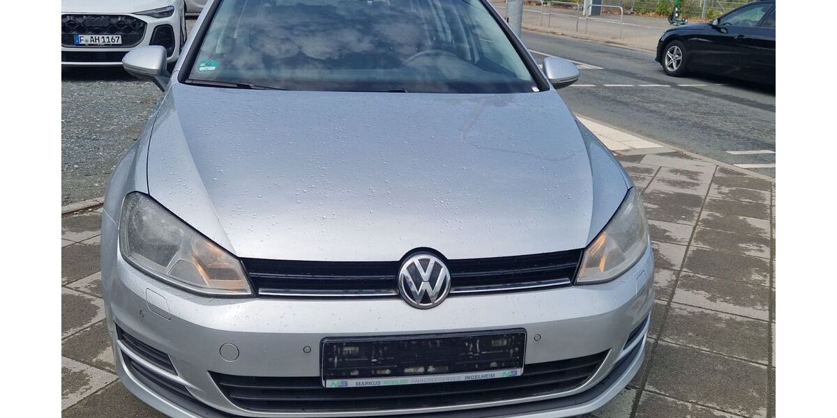 VW Golf 290.000 km 4.500 &euro; Frankfurt 60486