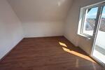 Dachgeschoßwohnung Frankfurt am Main Bonames - 3 Zimmer, 101 m&sup2;, 1.780&euro; | Angebot:26210878