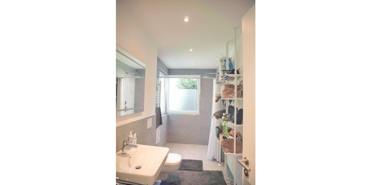 Erdgeschoßwohnung Frankfurt am Main Fechenheim - 2 Zimmer, 82 m&sup2;, 1.400&euro; | Angebot:25129076