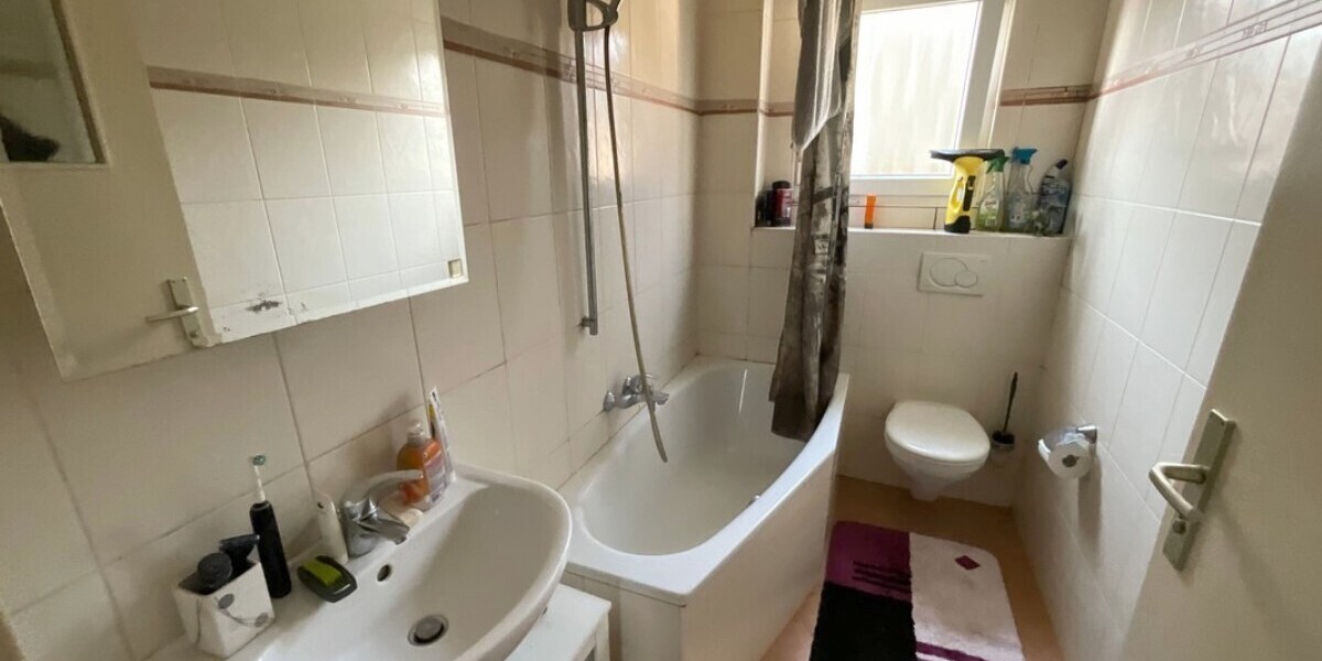 Frankfurt-Zeilsheim: Erbpacht- vermietetes 2 Familienhaus als Kapitalanlage - Mehrfamilienhaus, Wohnhaus Frankfurt am Main Sindlingen | Angebot:26897691