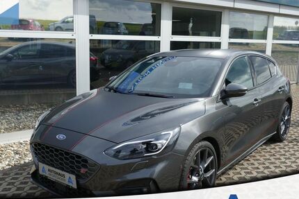 Ford Focus 38.431 km 24.990 &euro; Karben 61184