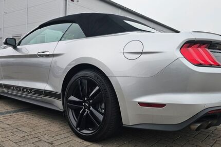 Ford Mustang 39.812 km 31.900 &euro; Erlensee 63526
