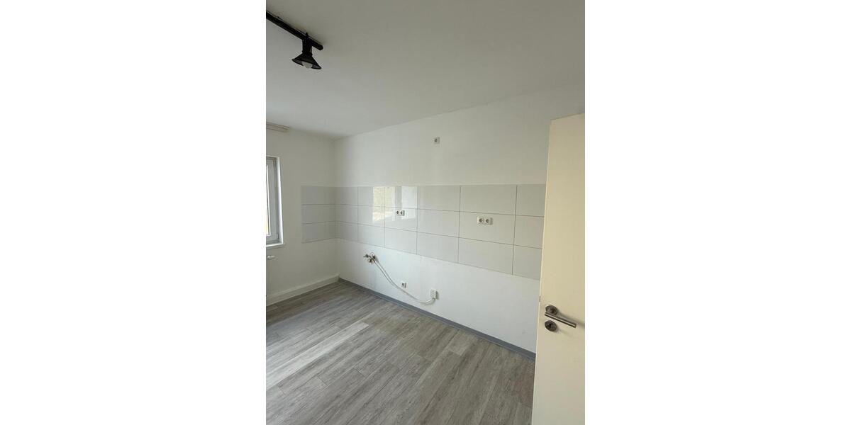 Etagenwohnung Hanau - 4 Zimmer, 112 m&sup2;, 1.250&euro; | Angebot:25418532