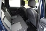 Dacia Duster 1,2l Black Shadow 4x2 Klima, Einparkhilfe h 119.200 km 6.490 &euro; Rodgau 63110