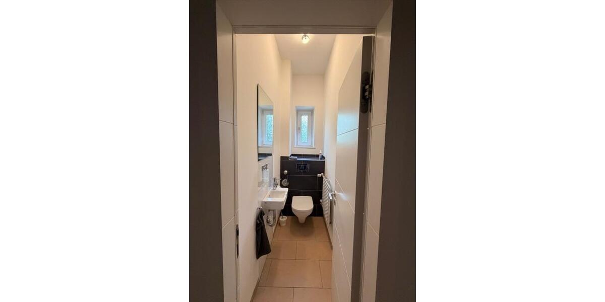 Erdgeschoßwohnung Hanau - 5 Zimmer, 155 m&sup2;, 575.000&euro; | Angebot:27103209