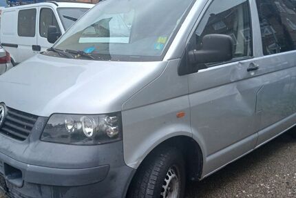 VW T5 Transporter 317.000 km 2.550 &euro; Frankfurt am Main 60388