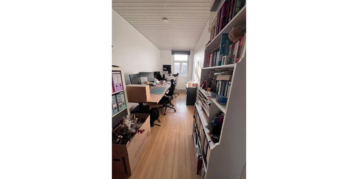 Dachgeschoßwohnung Frankfurt am Main Eschersheim - 3 Zimmer, 72 m&sup2;, 950&euro; | Angebot:25754992