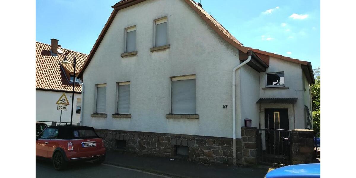 Landhaus freistehend mit Garage und Gerätehaus 9 zimmer