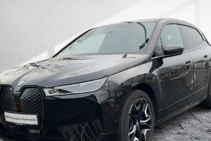 BMW iX 17.083 km 50.977 &euro; Frankfurt 60314