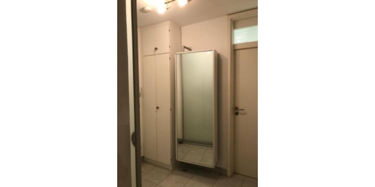 Sonniges möbliertes 1-Zimmer Studio mit Blick über HG Gonzenheim 1 zimmer