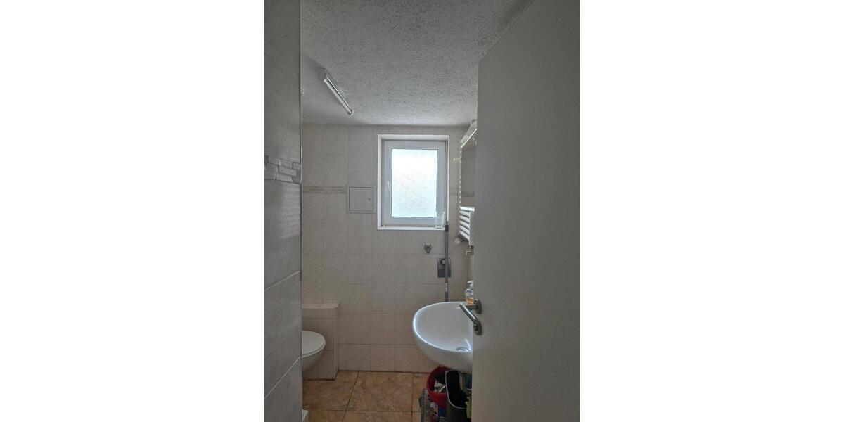 Etagenwohnung Frankfurt am Main Bonames - 1 Zimmer, 18 m&sup2;, 450&euro; | Angebot:25852347