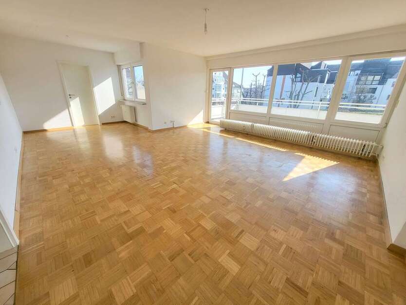 Wohnung zum Kaufen in Bad Homburg 320.000 € 81 m²