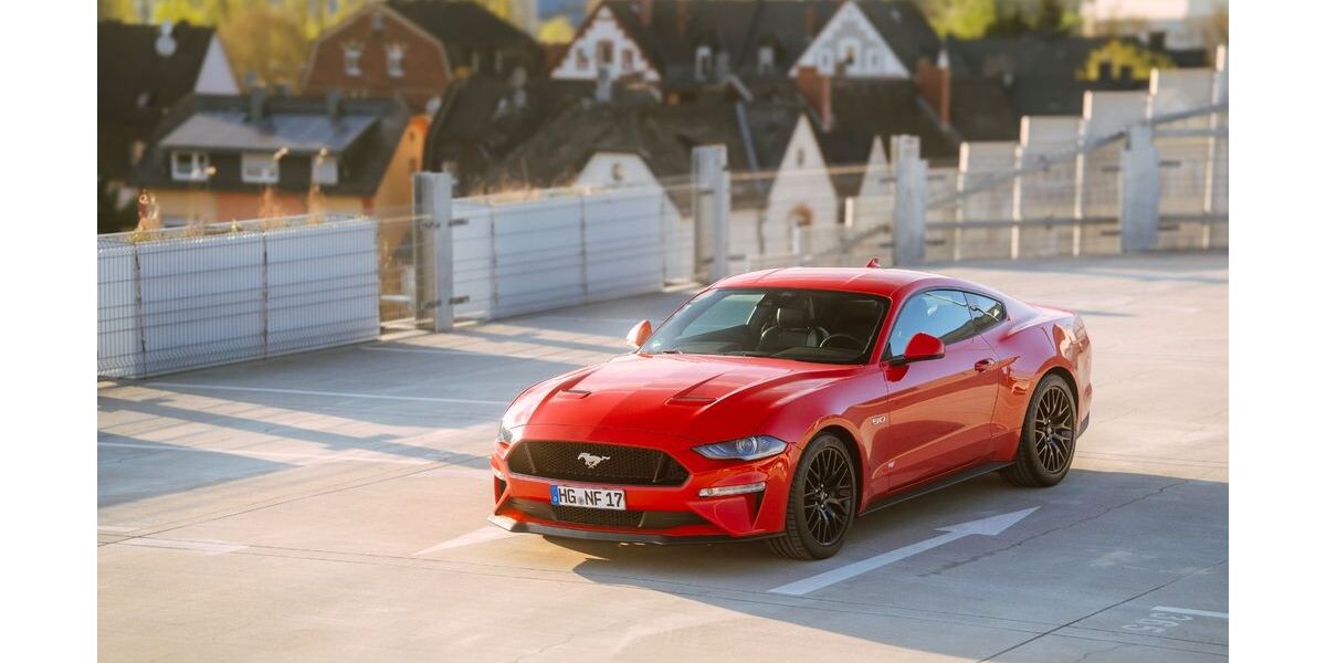 Ford Mustang 5.782 km 52.999 &euro; Friedrichsdorf 61381
