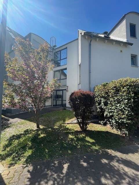 Wohnung zum Kaufen in Dreieich 310.000 € 75.35 m²
