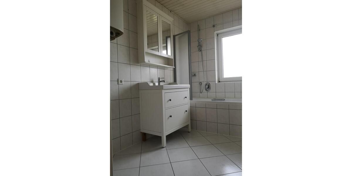 Etagenwohnung Bad Nauheim - 3 Zimmer, 81 m&sup2;, 335.000&euro; | Angebot:26885811