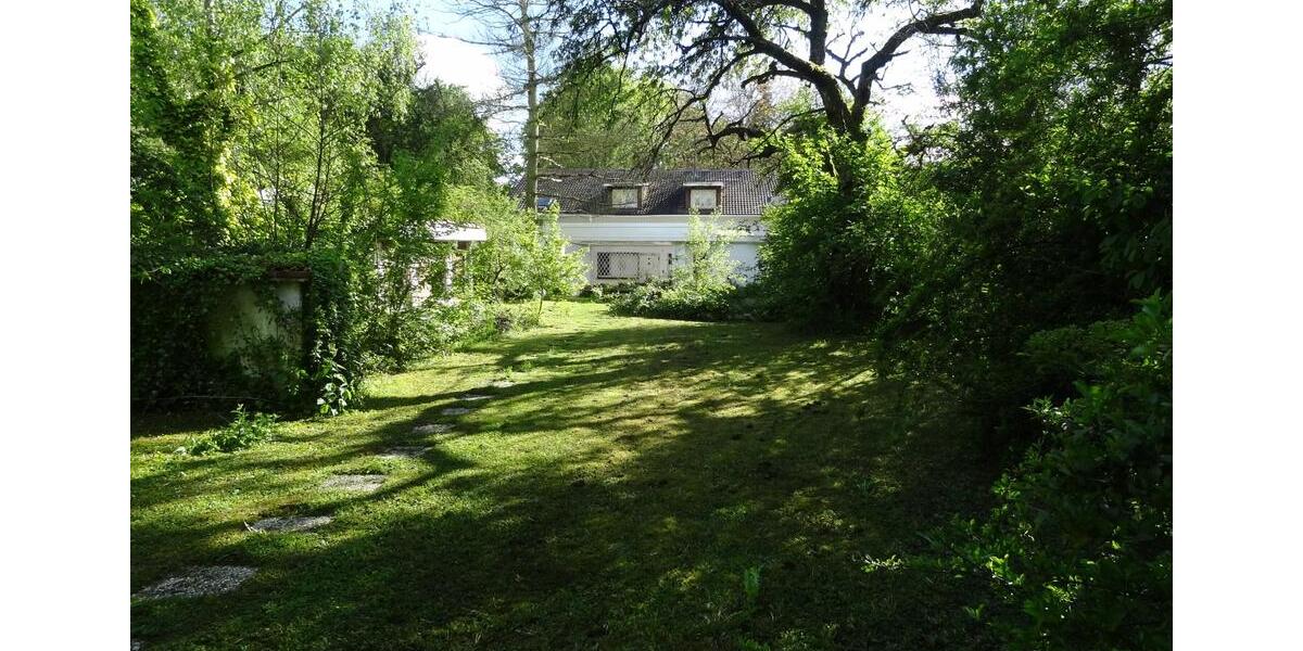 Einfamilienhaus Frankfurt am Main Sossenheim - 14 Zimmer, 320 m&sup2;, 1.850.000&euro; | Angebot:25643714