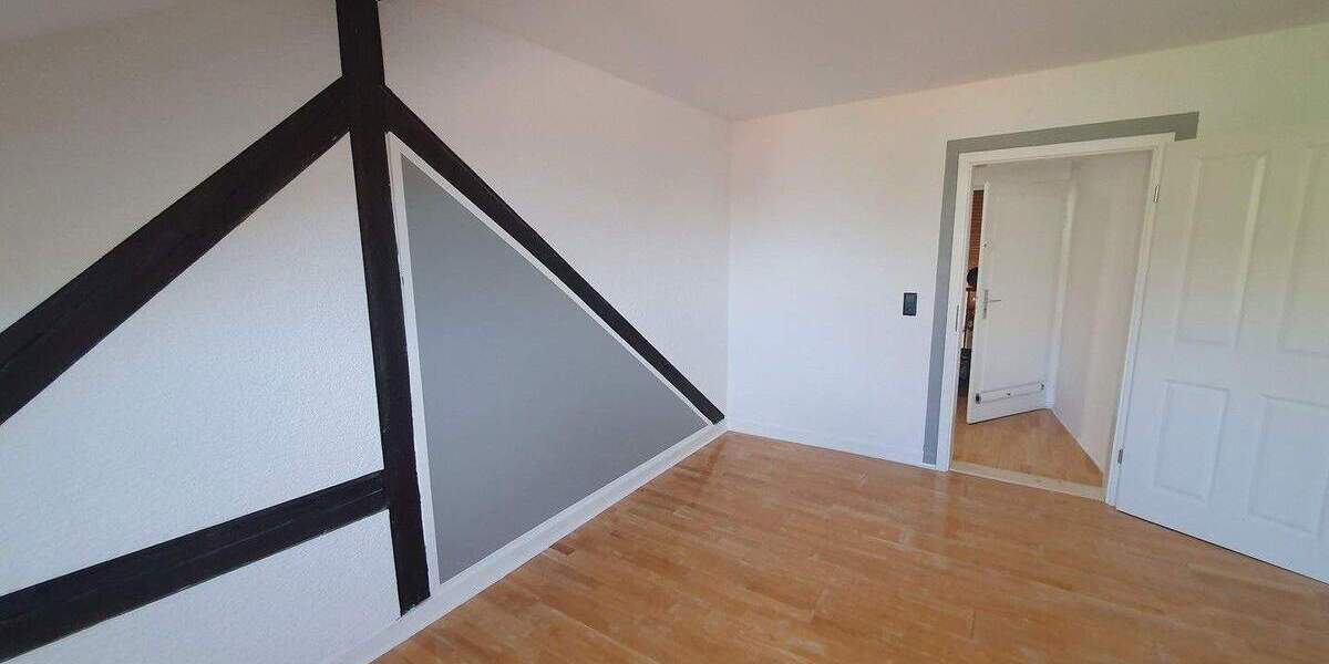 Etagenwohnung Darmstadt Waldkolonie - 4 Zimmer, 104 m&sup2;, 449.000&euro; | Angebot:25775563