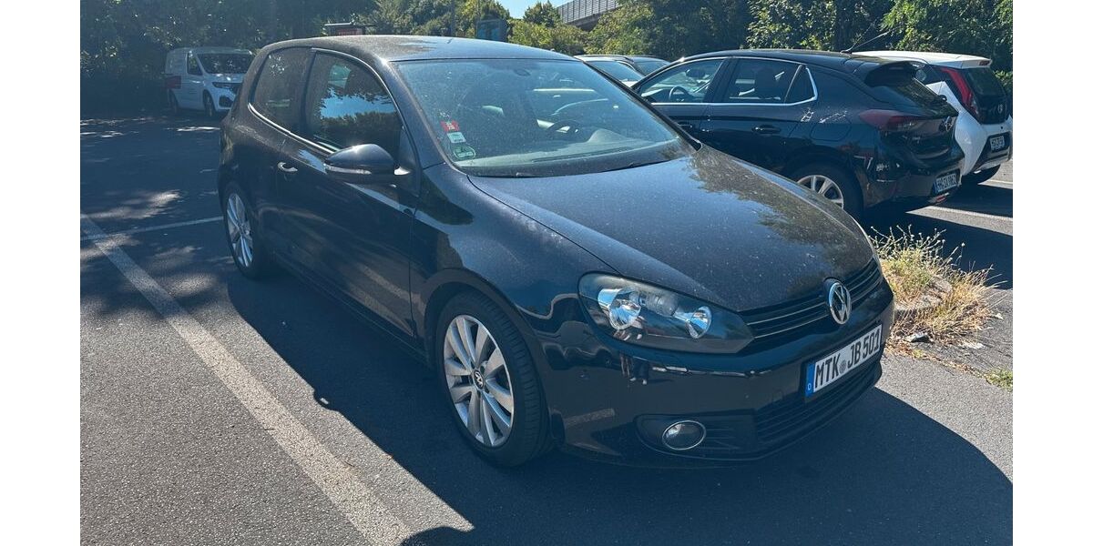 VW Golf 161.132 km 3.700 &euro; Frankfurt am Main 60322