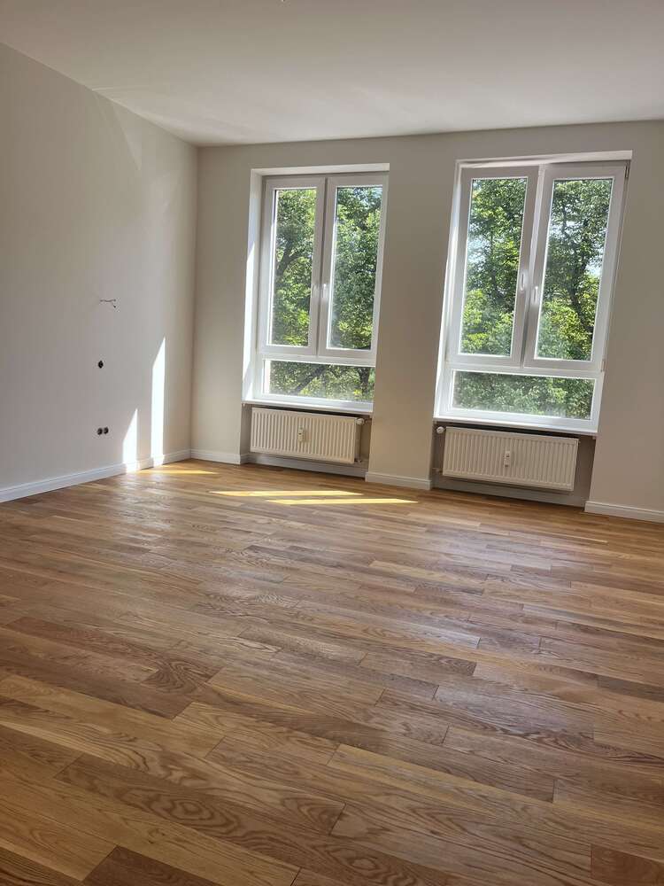 Wohnung zum Mieten in Frankfurt 2.150 € 90 m²
