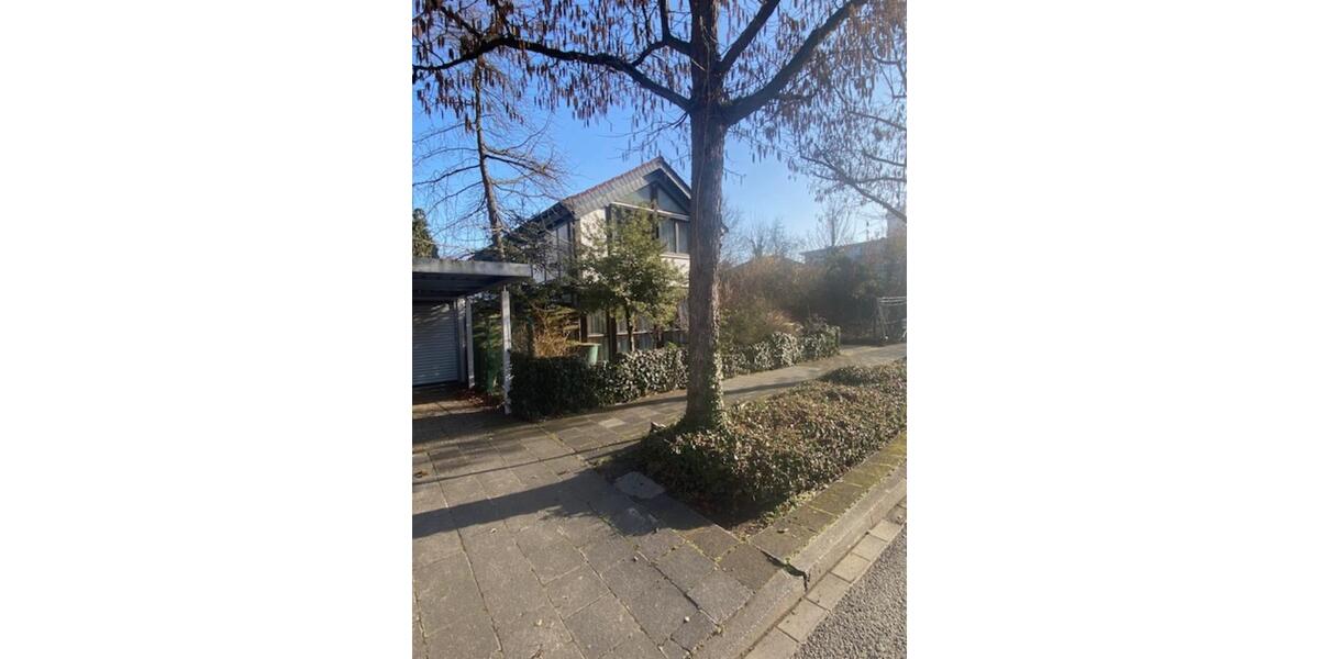 Etagenwohnung Offenbach am Main Bieberer Berg - 4 Zimmer, 170 m&sup2;, 2.500&euro; | Angebot:25648819